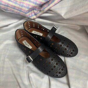 Womens 8.5 Alaia Cut Out Leather Ballerinas Black